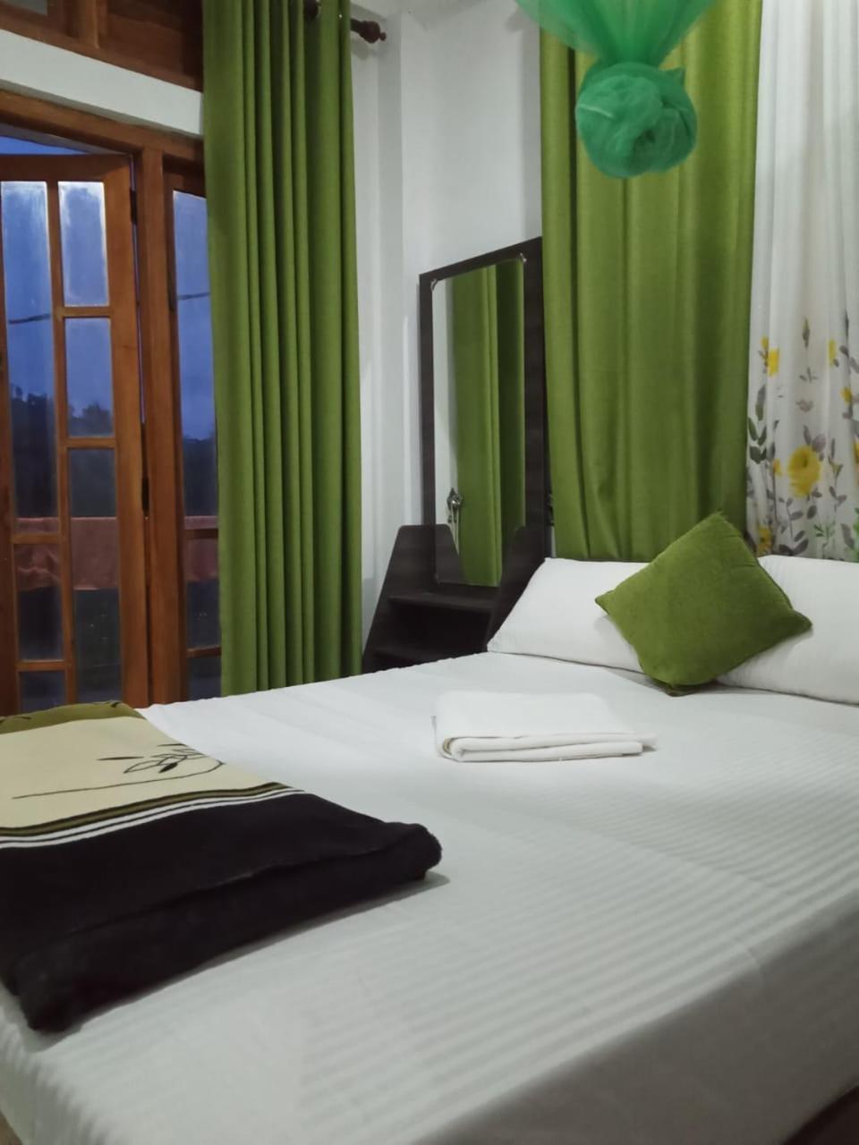 Wathsala Home Villa 埃拉 外观 照片